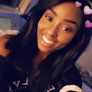 Meet your Posher, Janeal